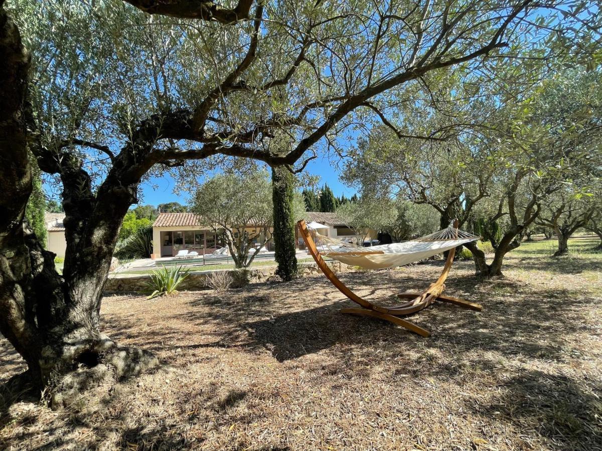Mas Millesime: 18th Century Provencal Retreat With Pool Guest house
