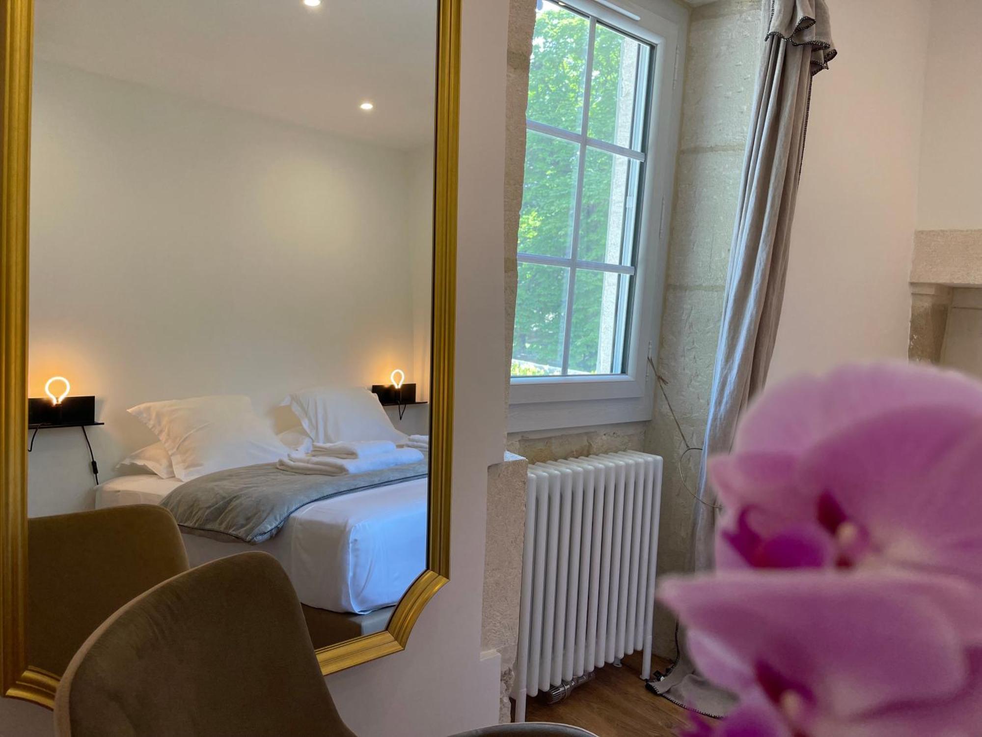 Mas Millesime: 18th Century Provencal Retreat With Pool